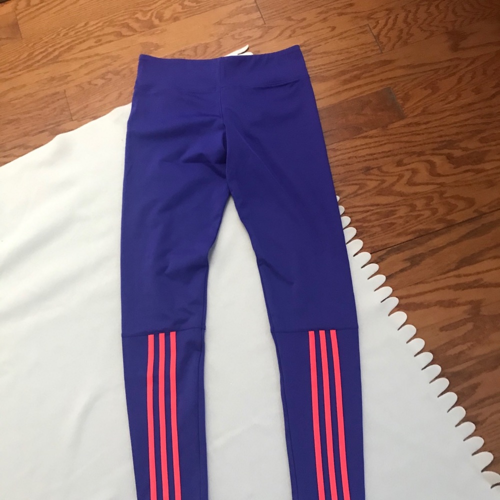 - Adidas leggings - Picture 2 of 2